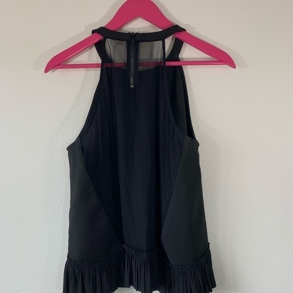 Elizabeth and James Halter Lace Tank Top Medium - Picture 4 of 6